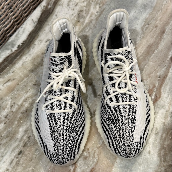 Men’s ADIDAS Yeezy Boost 350 V2 Sneakers- Size 12 - Picture 4 of 12